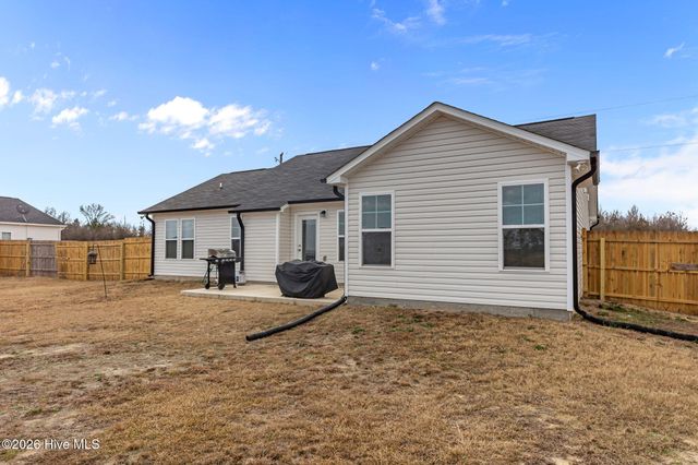 522 Carolina Church Road, Saint Pauls, NC 28384