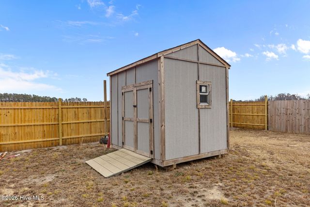 522 Carolina Church Road, Saint Pauls, NC 28384