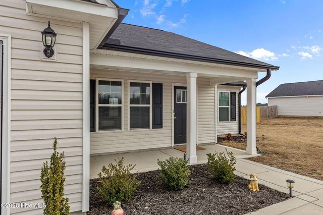 522 Carolina Church Road, Saint Pauls, NC 28384