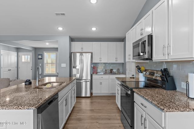 522 Carolina Church Road, Saint Pauls, NC 28384