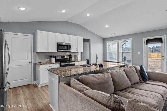 522 Carolina Church Road, Saint Pauls, NC 28384