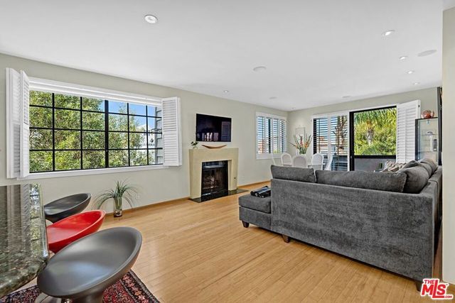 5100 Via Dolce 208, Marina Del Rey, CA 90292