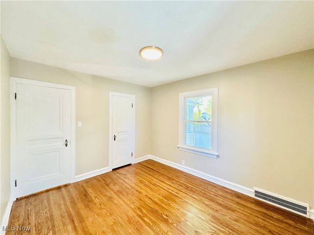 290 E 216th Street, Euclid, OH 44123