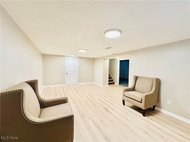 290 E 216th Street, Euclid, OH 44123