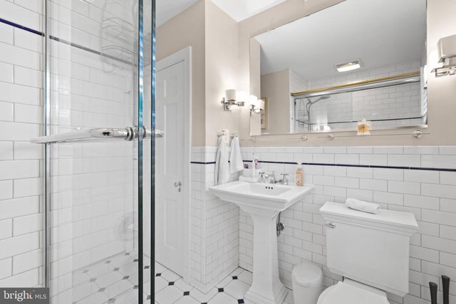 212 SAINT DUNSTANS RD, Baltimore, MD 21212