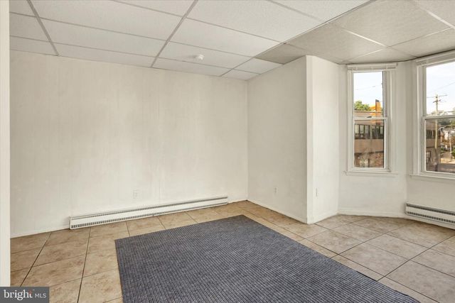 6121 RIDGE AVE, Philadelphia, PA 19128