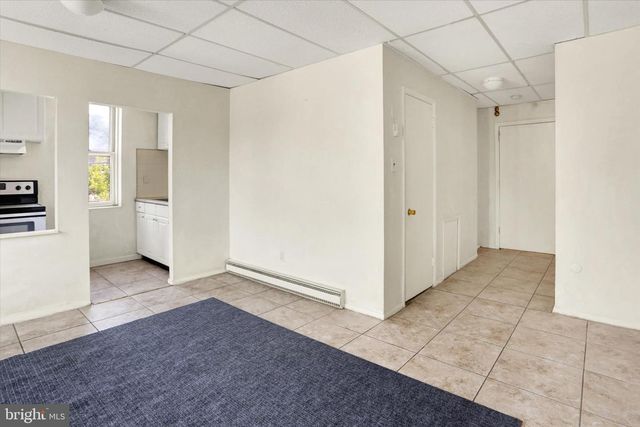 6121 RIDGE AVE, Philadelphia, PA 19128