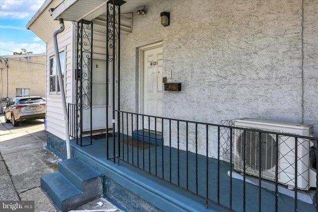 6121 RIDGE AVE, Philadelphia, PA 19128