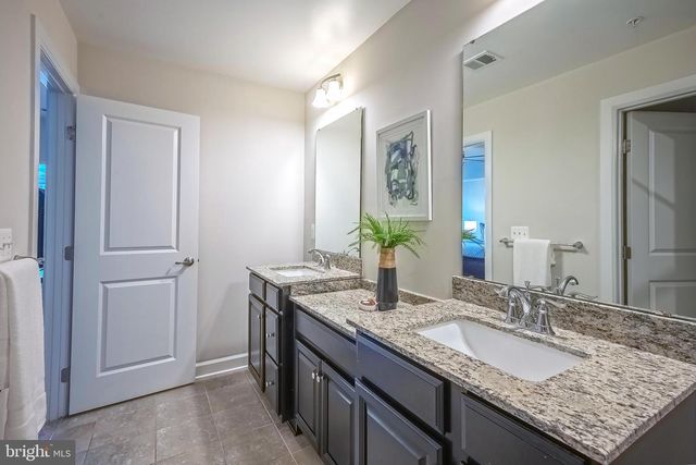22308 SEABRING TER, Ashburn, VA 20148