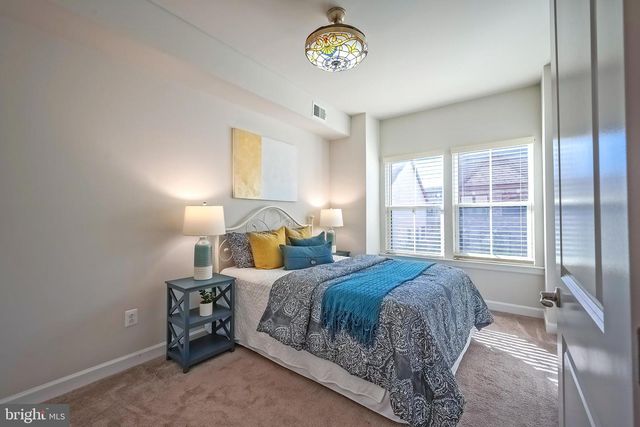 22308 SEABRING TER, Ashburn, VA 20148