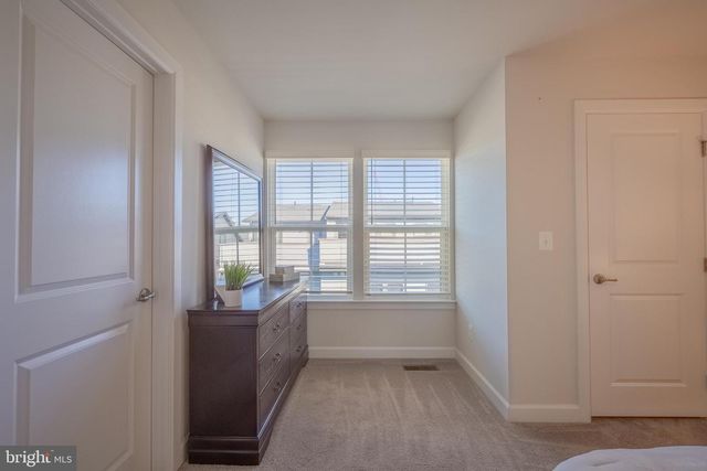 22308 SEABRING TER, Ashburn, VA 20148