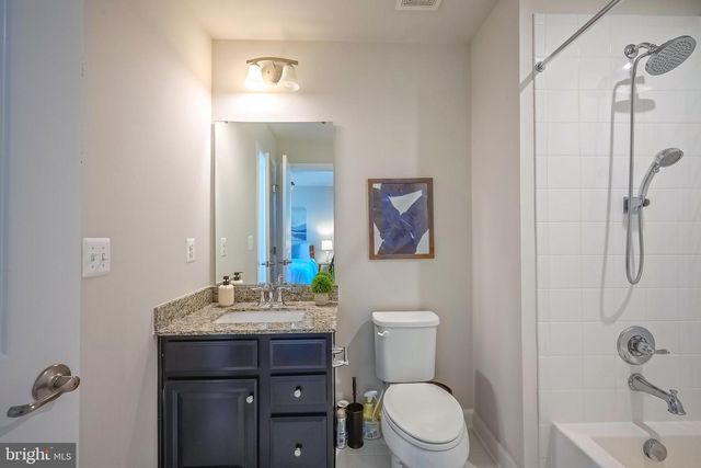 22308 SEABRING TER, Ashburn, VA 20148