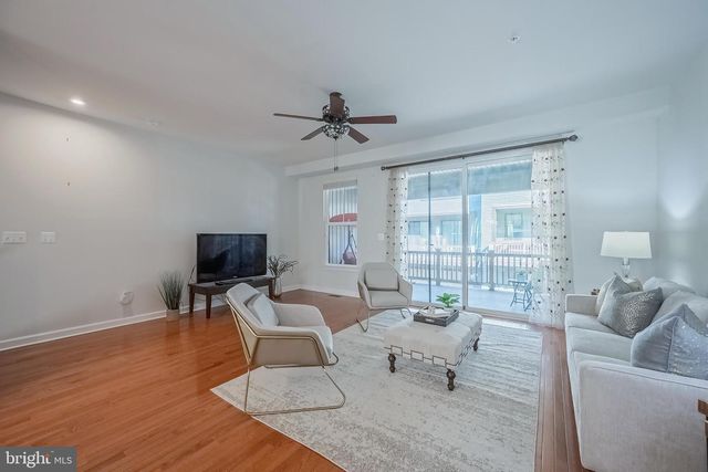 22308 SEABRING TER, Ashburn, VA 20148