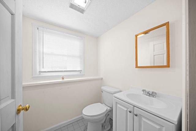 96 Rockledge Drive, Meriden, CT 06450