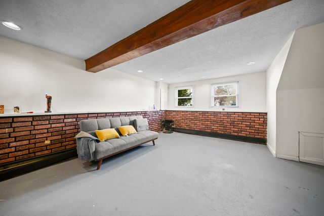 96 Rockledge Drive, Meriden, CT 06450