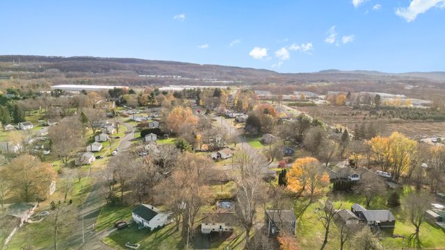 96 Rockledge Drive, Meriden, CT 06450