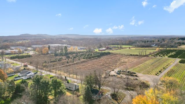 96 Rockledge Drive, Meriden, CT 06450