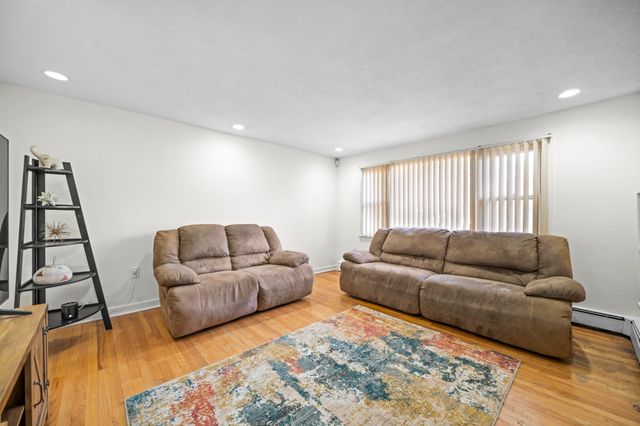 96 Rockledge Drive, Meriden, CT 06450