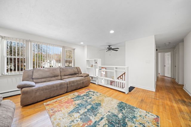 96 Rockledge Drive, Meriden, CT 06450