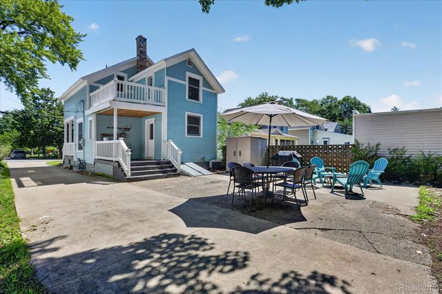398 Howard Avenue, Grand Haven, MI 49417