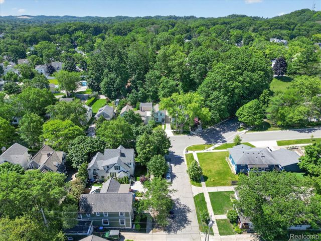 398 Howard Avenue, Grand Haven, MI 49417