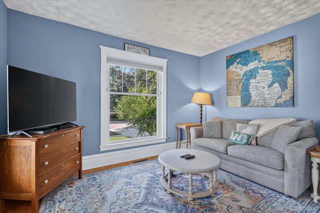398 Howard Avenue, Grand Haven, MI 49417