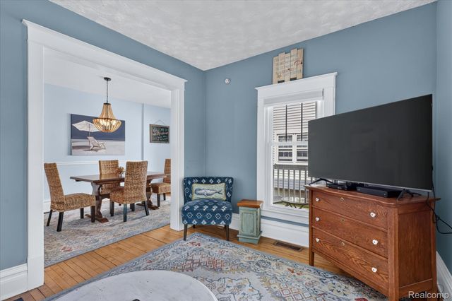 398 Howard Avenue, Grand Haven, MI 49417