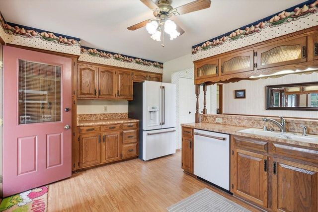 2009 Deerfield DRIVE, Saukville, WI 53080
