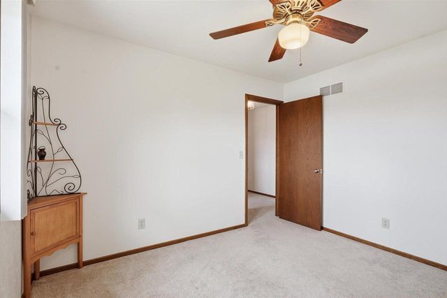 2009 Deerfield DRIVE, Saukville, WI 53080