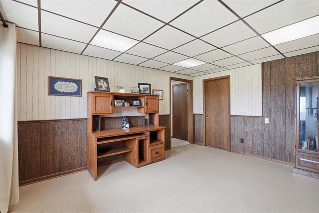 2009 Deerfield DRIVE, Saukville, WI 53080