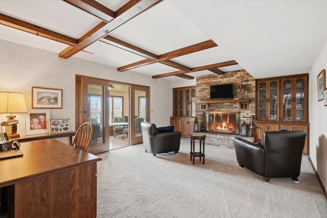 2009 Deerfield DRIVE, Saukville, WI 53080