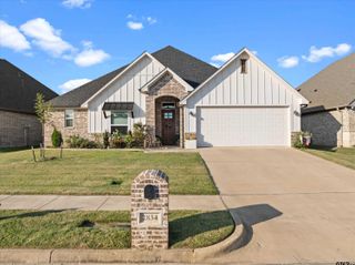 2834 Guinn Farms Rd, Tyler, TX 75707