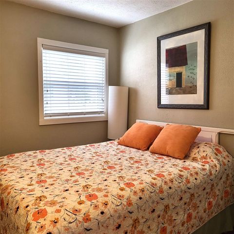 8605 East, Lakeside, MI 49116