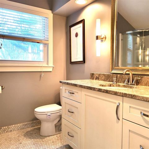 8605 East, Lakeside, MI 49116