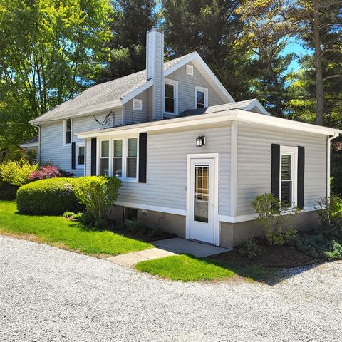 8605 East, Lakeside, MI 49116