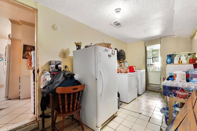 7018 Canal Street, Houston, TX 77011