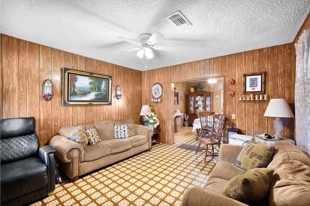 7018 Canal Street, Houston, TX 77011