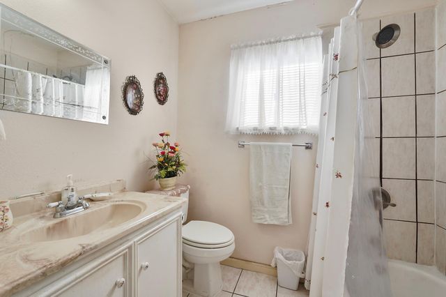 7018 Canal Street, Houston, TX 77011