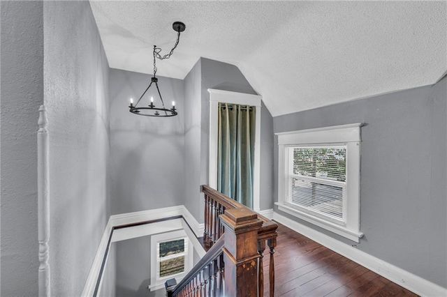 1505 W 39TH Avenue, Kansas City, KS 66103