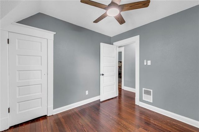 1505 W 39TH Avenue, Kansas City, KS 66103