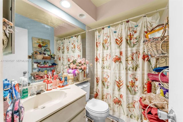 4859 SW 152nd Ct 40C, Miami, FL 33185