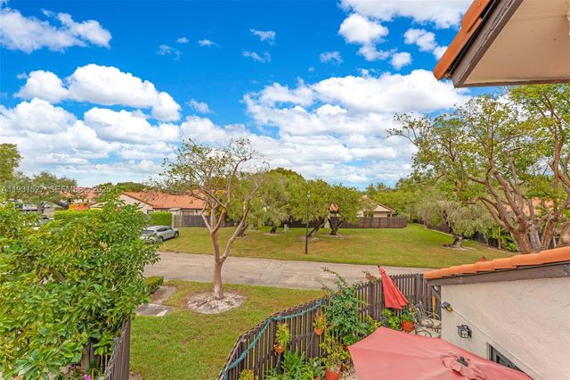 4859 SW 152nd Ct 40C, Miami, FL 33185