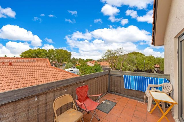 4859 SW 152nd Ct 40C, Miami, FL 33185