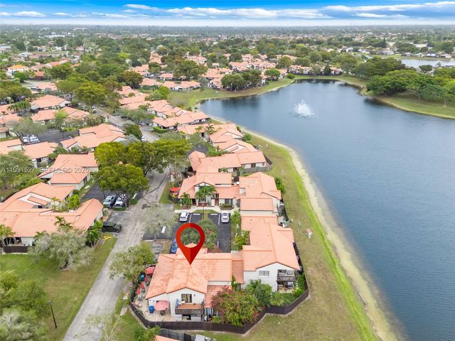 4859 SW 152nd Ct 40C, Miami, FL 33185