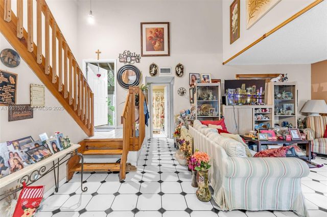 4859 SW 152nd Ct 40C, Miami, FL 33185