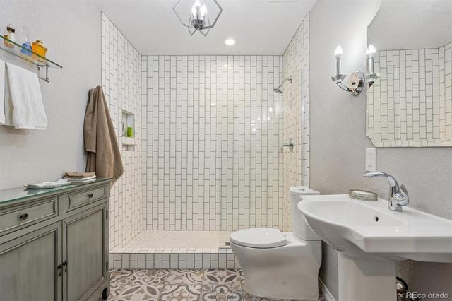 1212 S Clinton Street, Denver, CO 80247