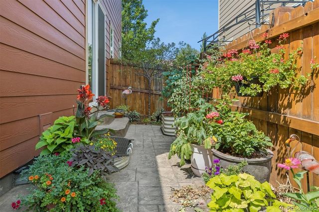 1212 S Clinton Street, Denver, CO 80247