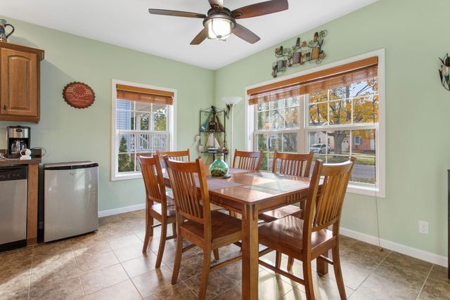 317 Monroe Street, South Haven City, MI 49090