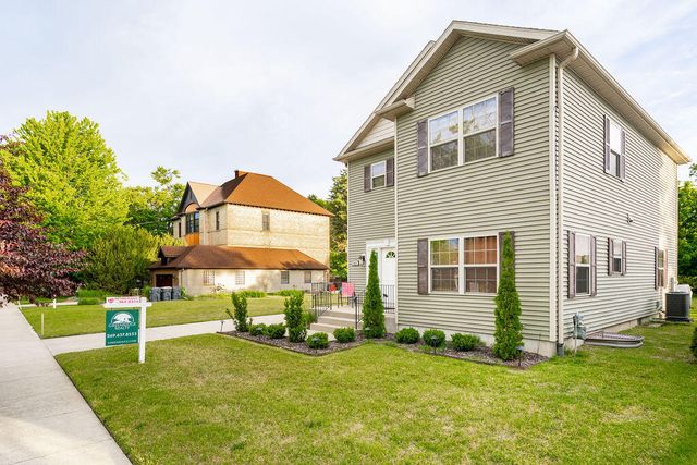 317 Monroe Street, South Haven City, MI 49090