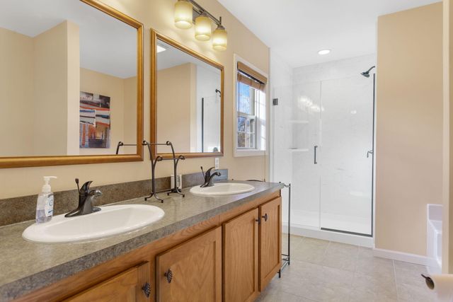 317 Monroe Street, South Haven City, MI 49090